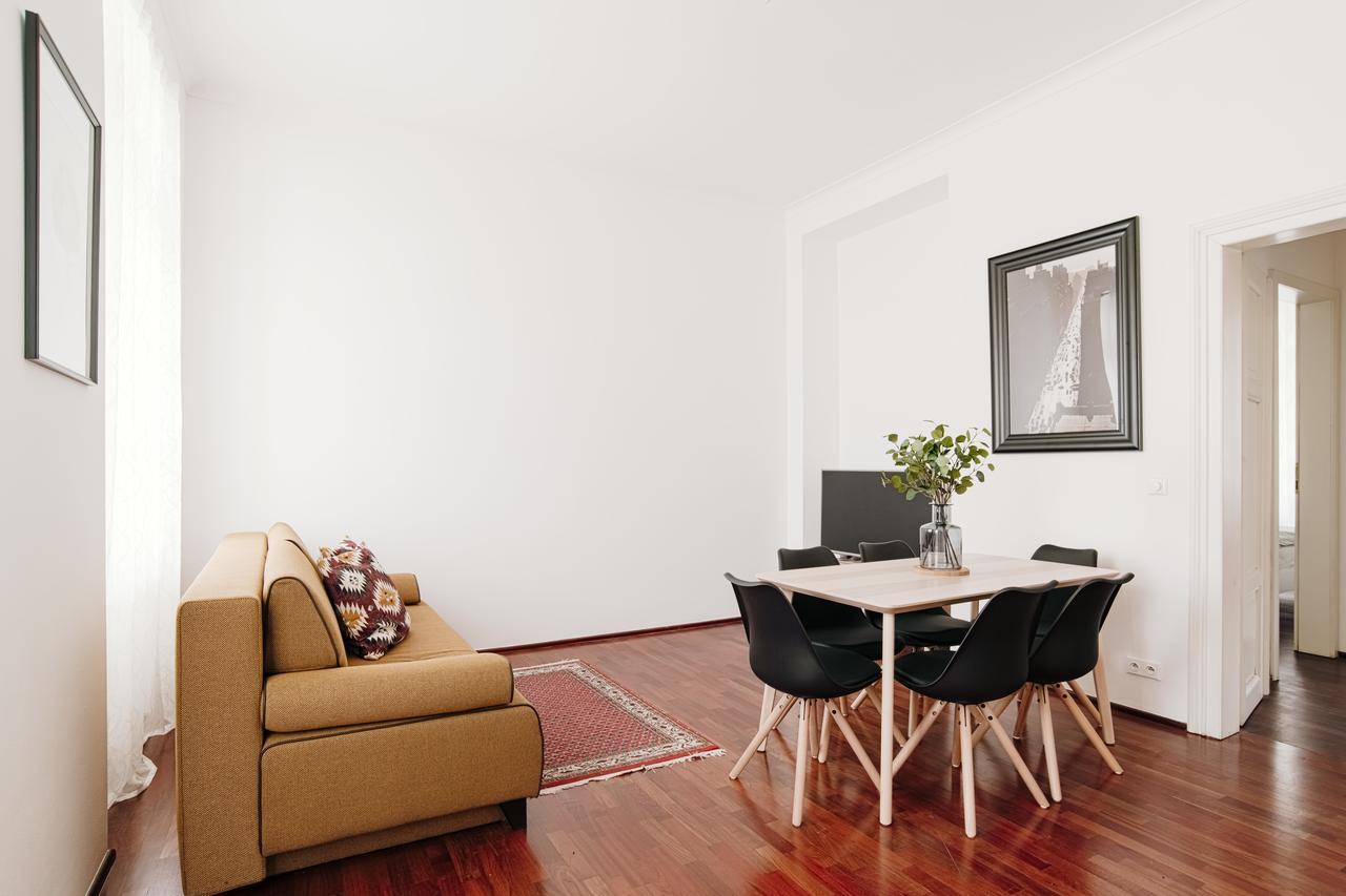 Apartment Gesse Kollarova Прага Екстер'єр фото